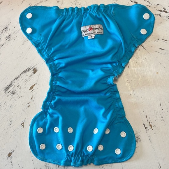 Apple Cheeks Swim Diaper Size 1 - Picture 5 of 6